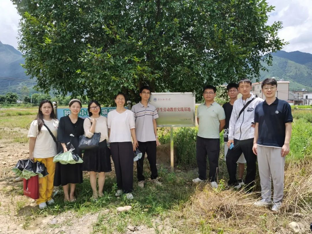 商学院赴桂头镇召开“百千万工程”突击队项目实施调研座谈会